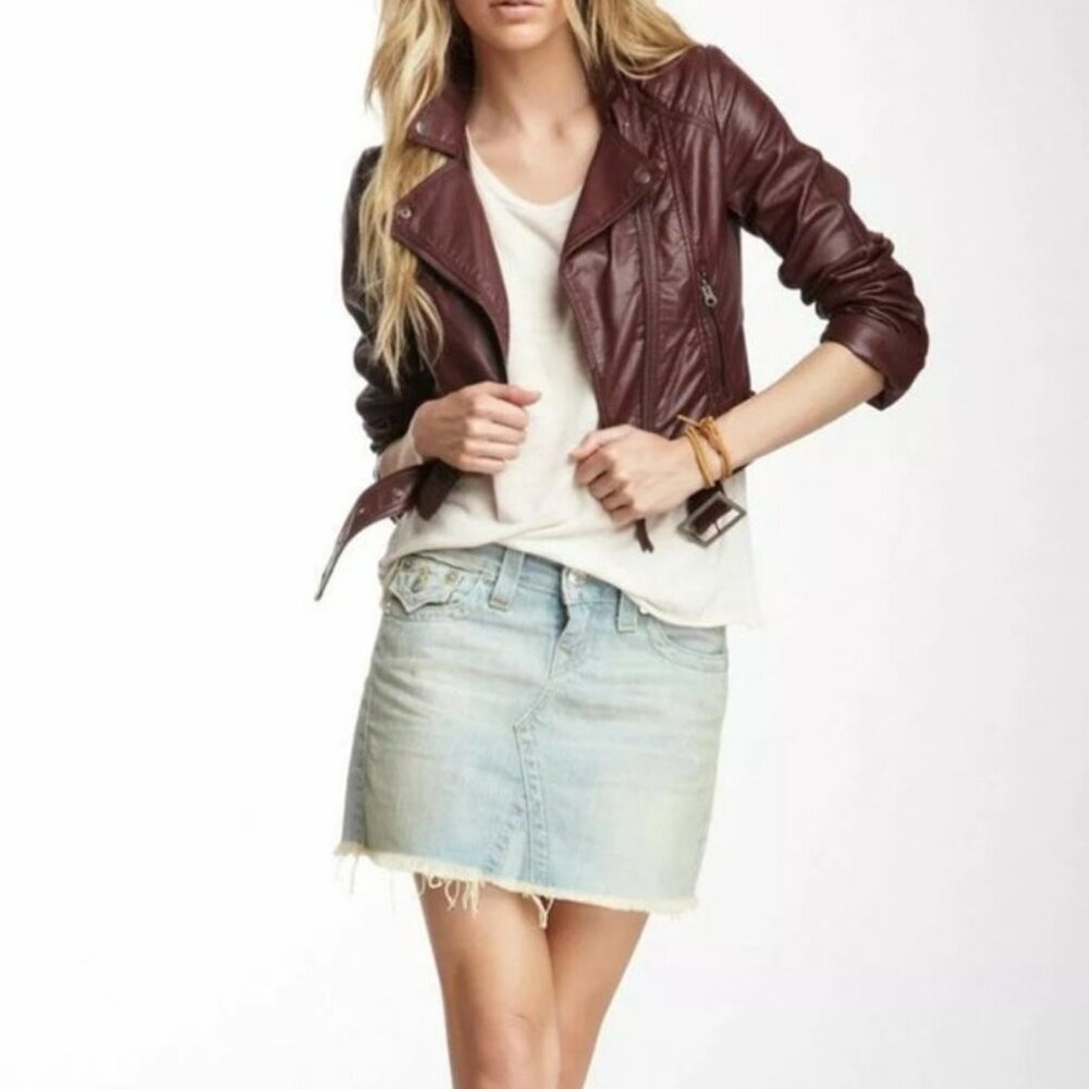 True Religion Sadie Cut Off Sun Bleached Frayed Hem Denim Skirt Ladies 29 Hippie
